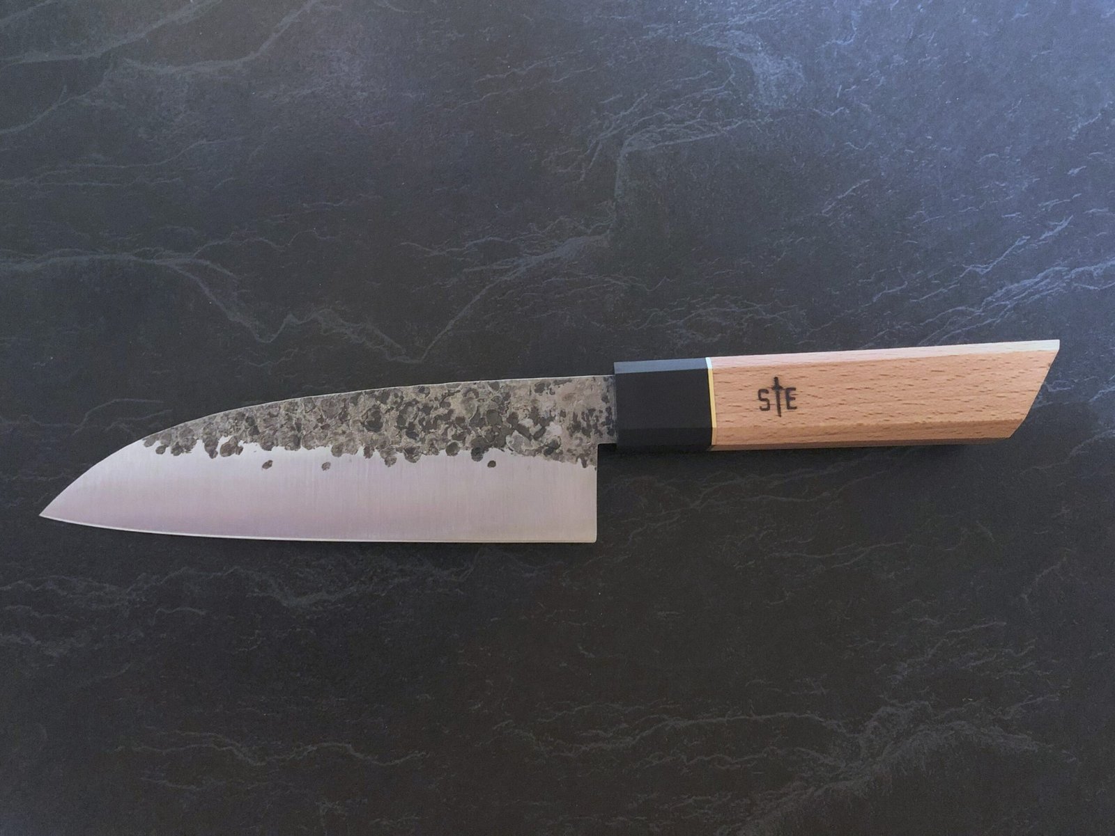 Hammered 150mm Santoku - Image 4